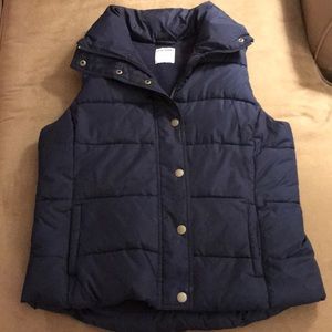 Navy Blue Puffer Vest- size large